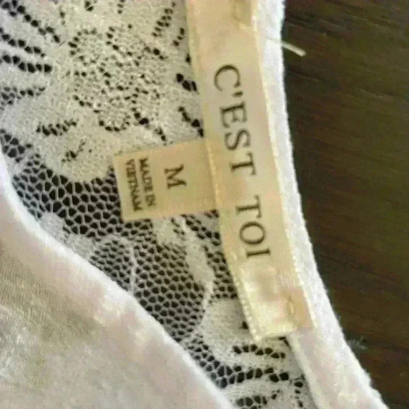 C’estT01, Size Medium White Lace and Cotton Sleeveless top - Picture 4 of 6